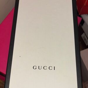 Gucci pink rubber slides with box